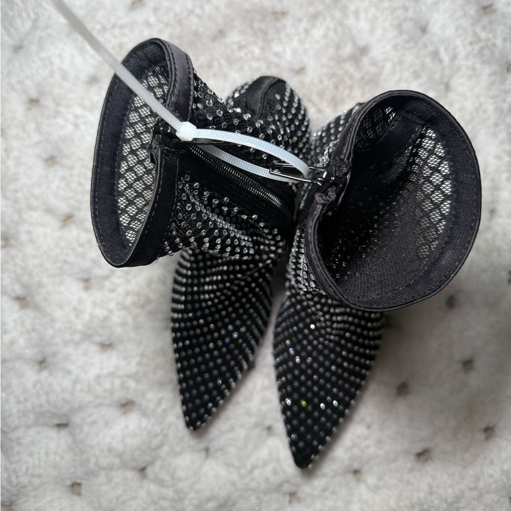 open edit | Hazley Bootie - Picture 6 of 8